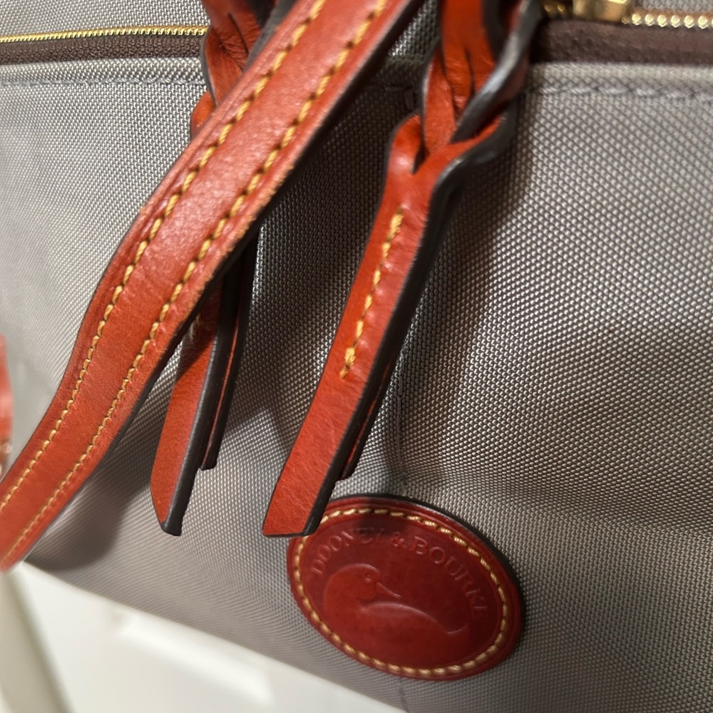 Stylish Green and Brown shoulder Bag - Picture 2 of 7